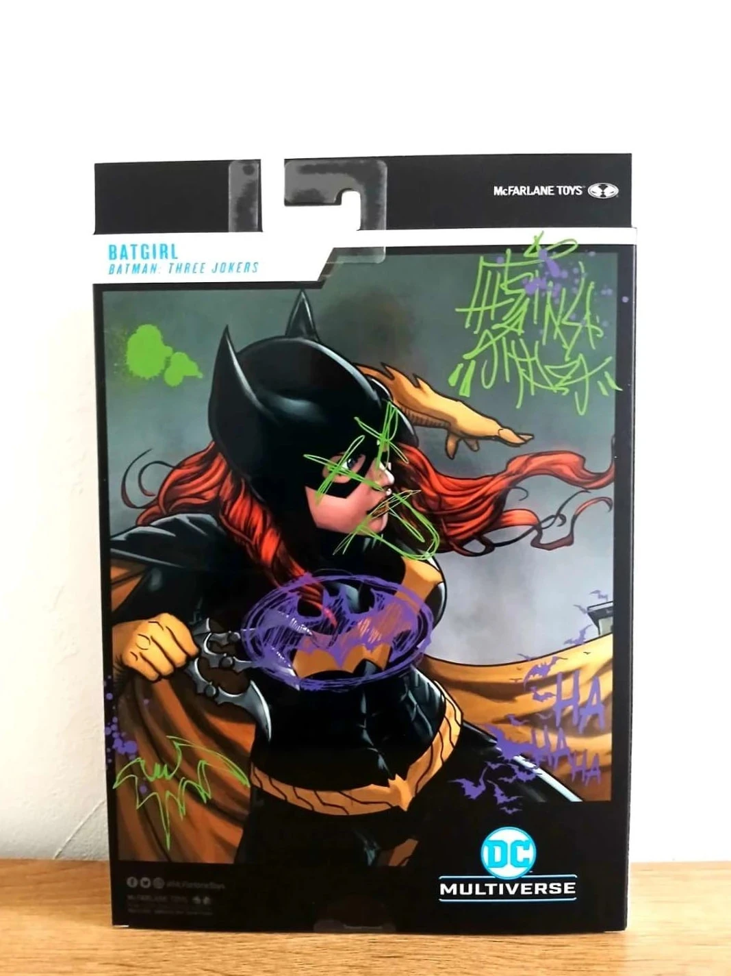 Figurino McFarlane DC Multiverse Batgirl Jokerized Batman Three Jokers – photo 2